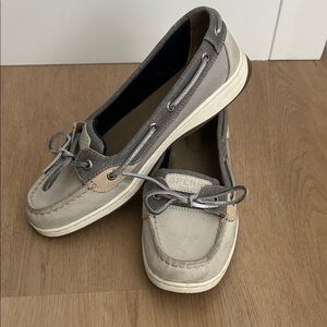 Sperry Women's Tan and Gray Loafers